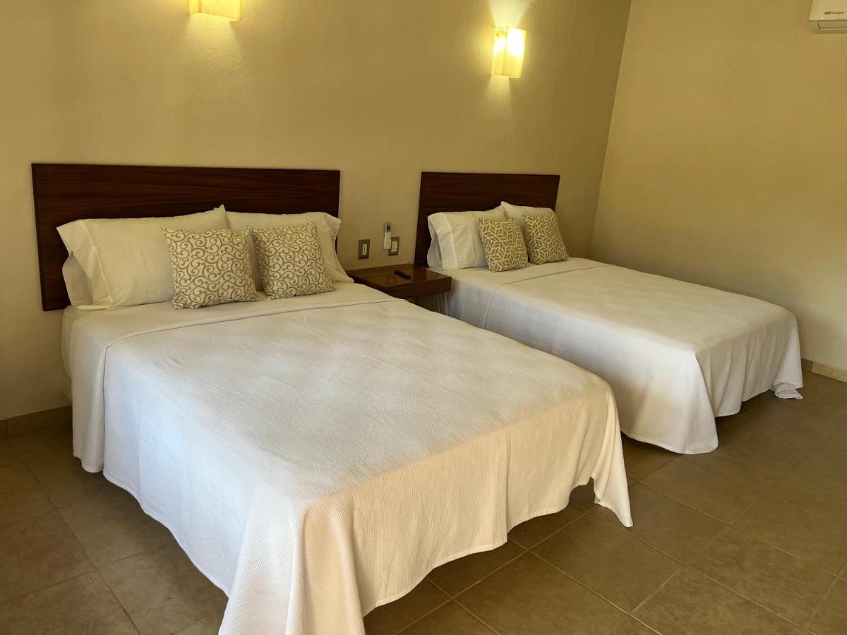 Natura Hotel & Villas Zihuatanejo Exterior foto